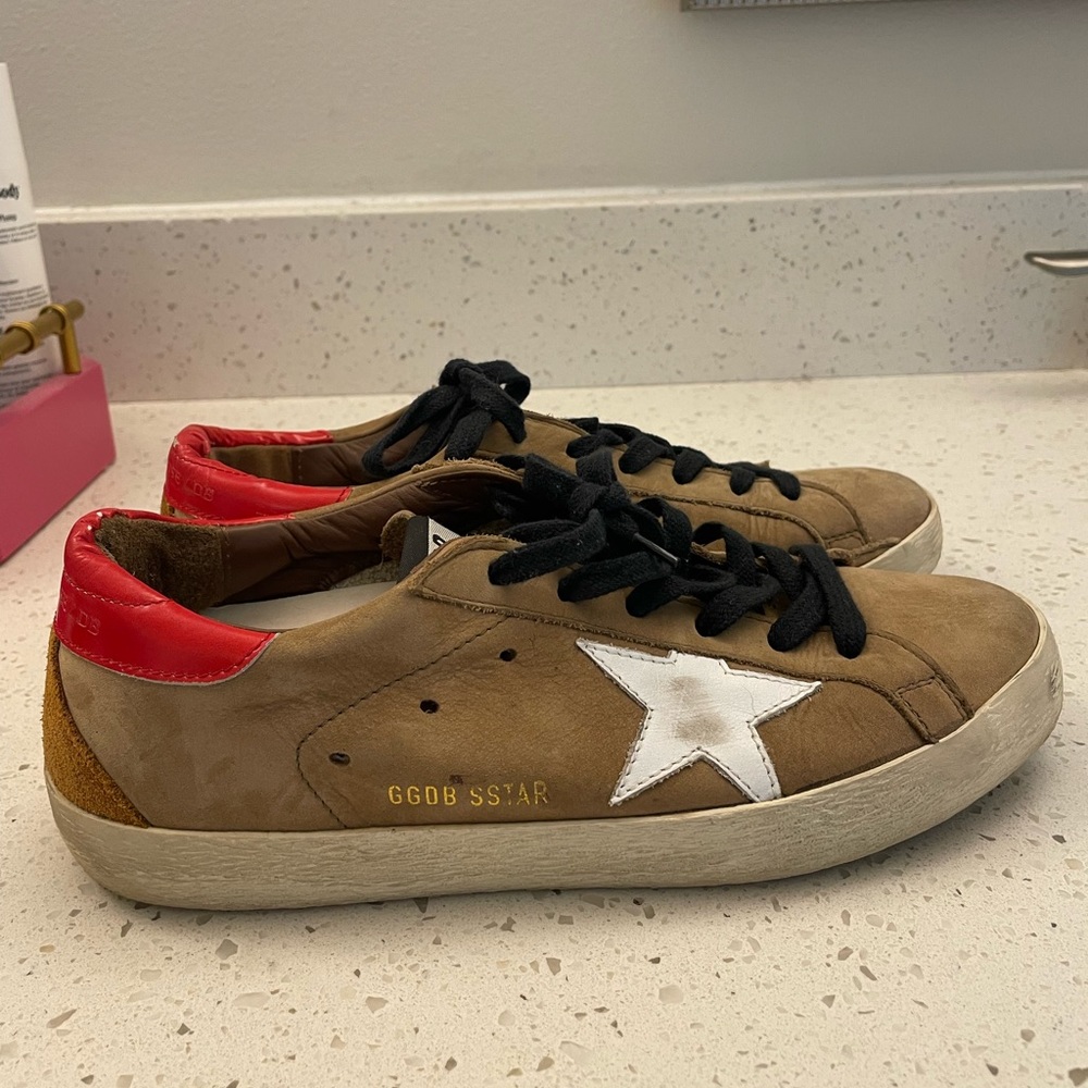 Golden Goose Sneakers